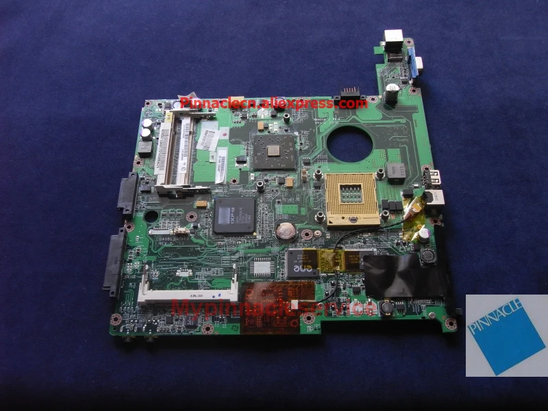 A000011040 A000011280 Placa de baza pentru Toshiba Satellite L30 L35 DA0BL3MB6F0