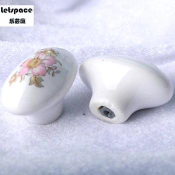 Imprimare de moda rurale oval ceramica sertar pantofi cabint bathroon cabinet de buton alb-roz portelan dulap dresserhandle buton